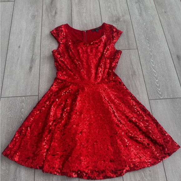 Red sequin mini dress 👗❤️ - Picture 3 of 4